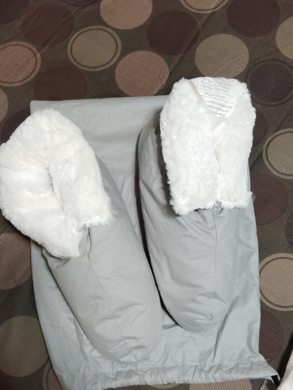 The Company Store Ladies RobeWhite Faux Fur Collar